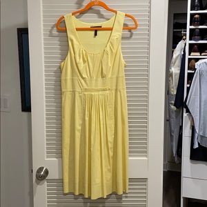 Summer dress. Yellow. BCBGMaxazria 12